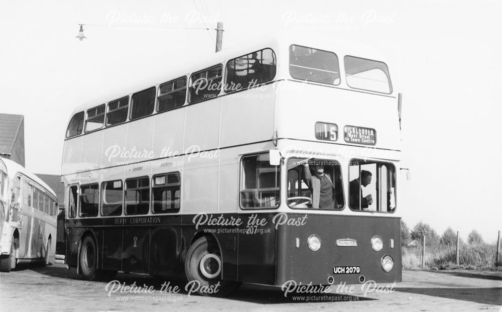 Derby Corporation motor bus No. 207