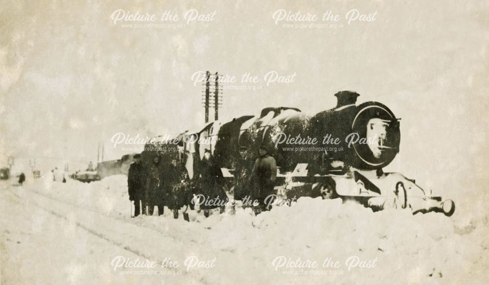 Class 8F 2-8-0 locomotive trapped in the snow