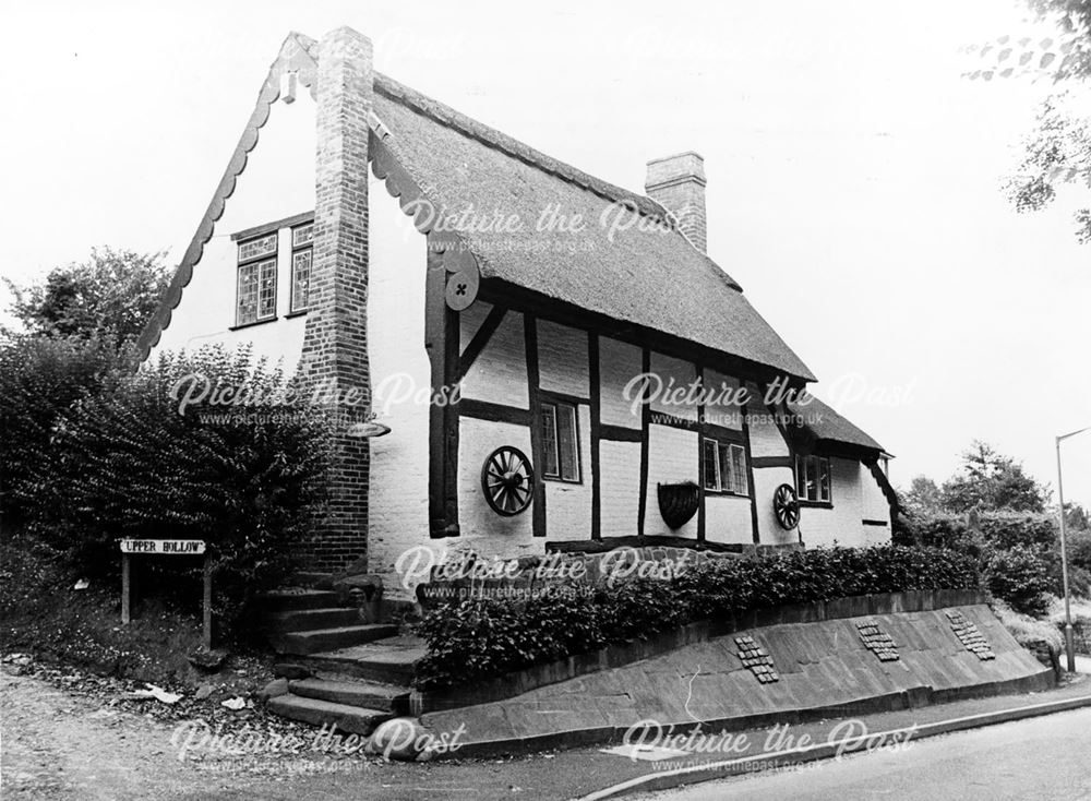 16th Century cottage on the corner with Upper Hollow