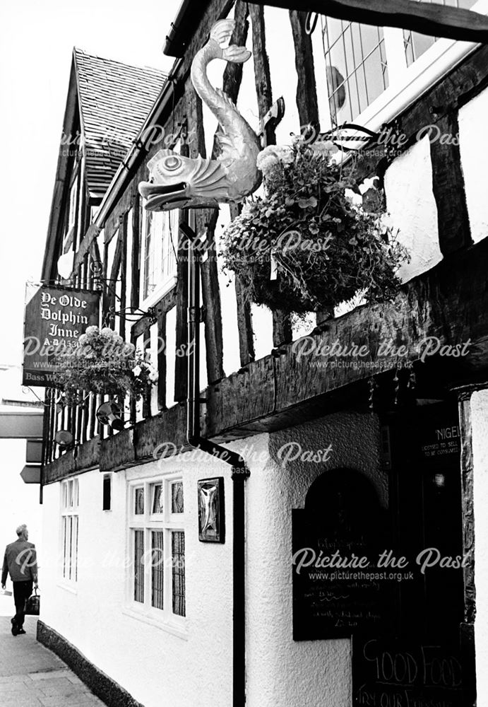 Dolphin Inn, Queen Street