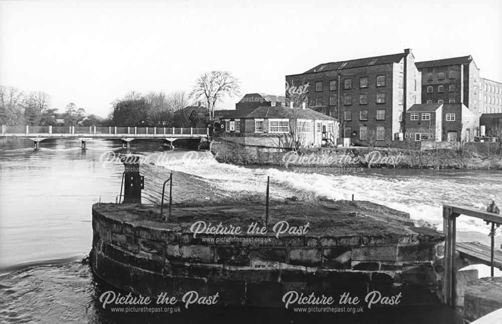 River Derwent weir at Darley Abbey Mills