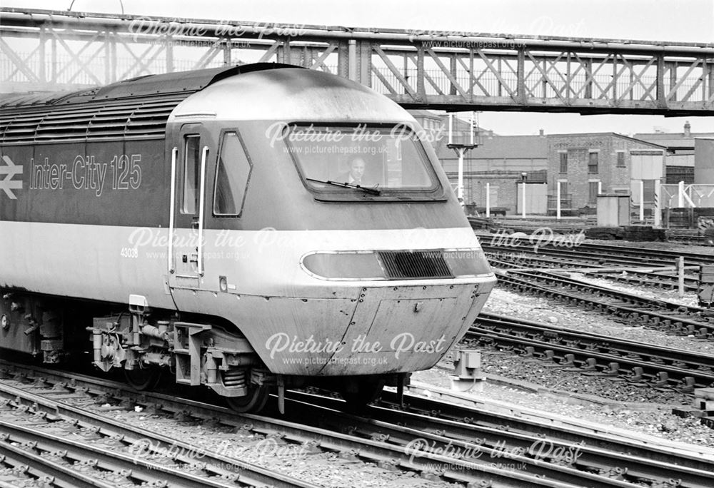 Derby Midland Railway Station - Inter-city 125 diesel locomotive