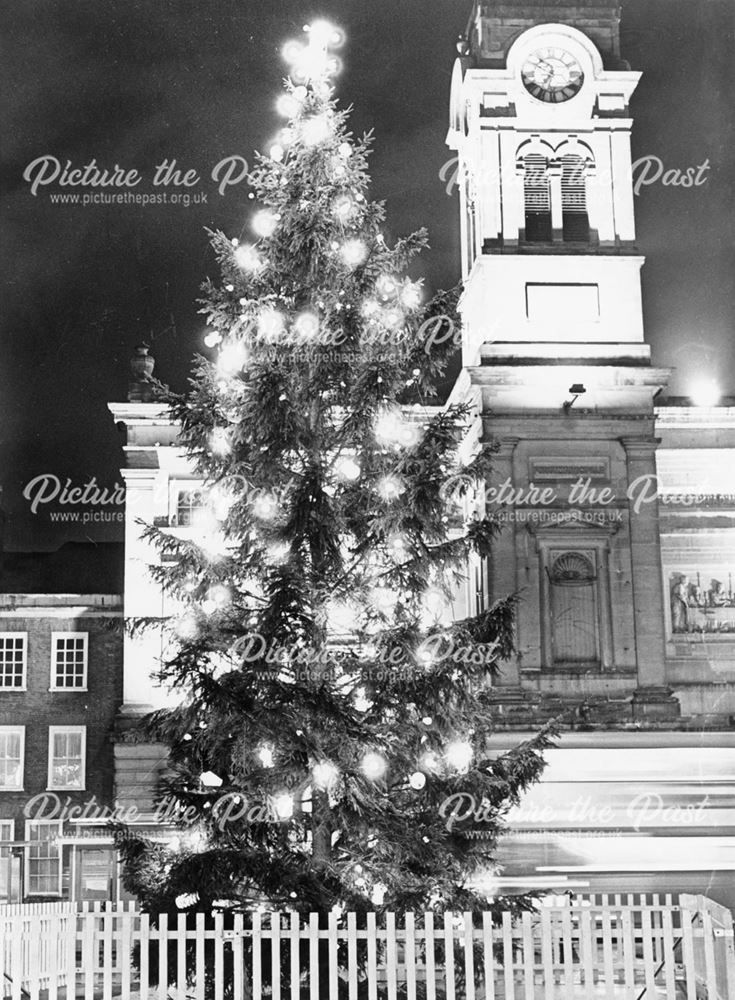 Market Place Christmas tree and lights