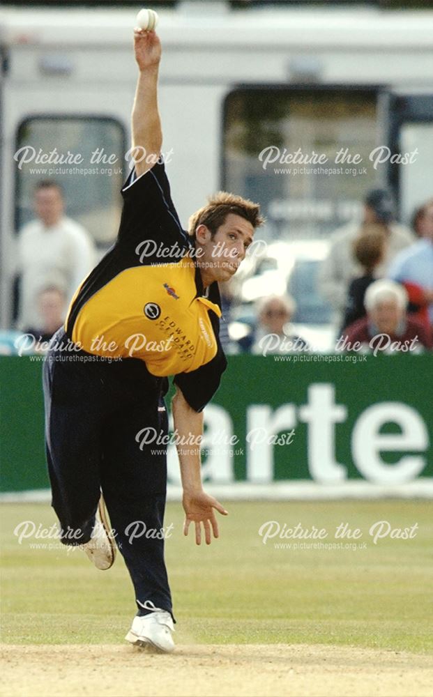 Tom Lungley, Derbyshire County Cricket Club April 2003