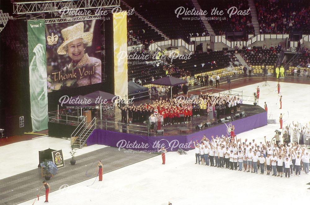 The Queen leaving 'Derbyshire Celebrates' Pageant