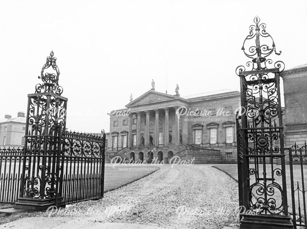 Gates and drive at the north front of Kedleston Hall