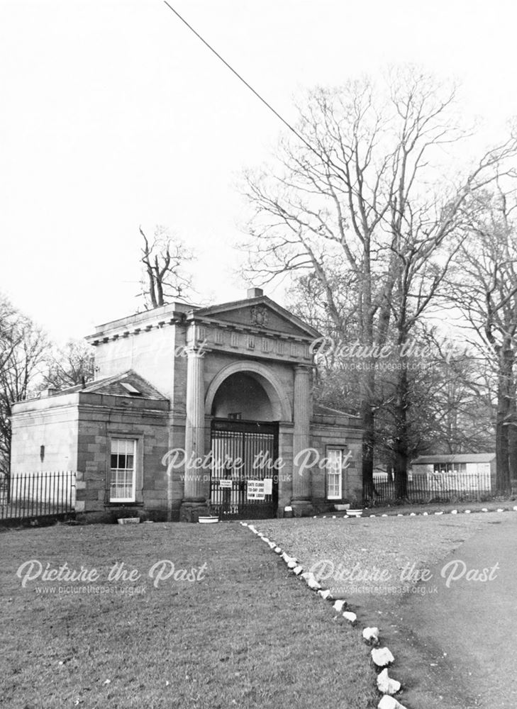 Kedleston Hall - Lodge and gates