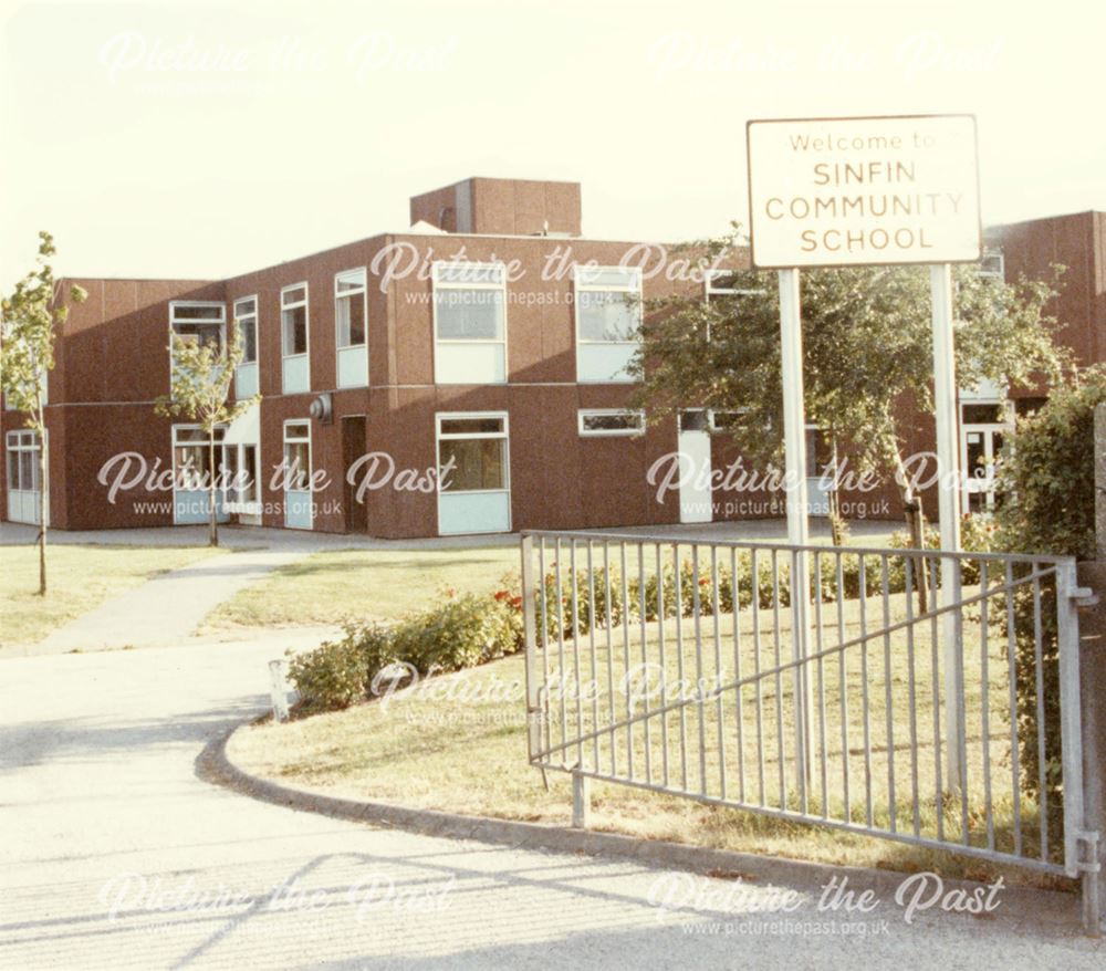 Sinfin Community School