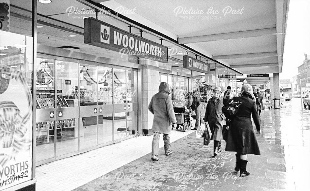 Woolworth's in the Eagle Centre