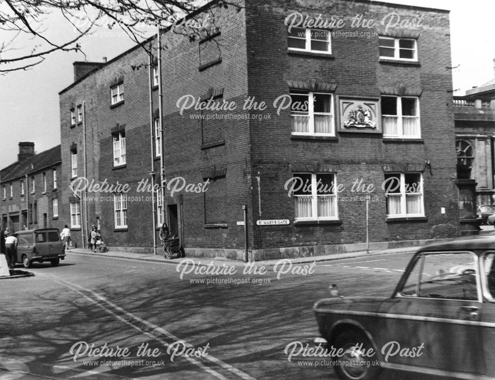 St Mary's Gate, junction with Jury Street