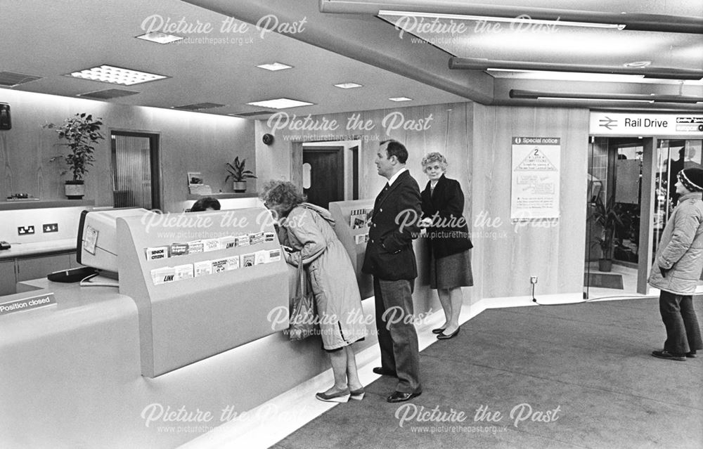 New Derby Midland Railway Station - Enquiry desk