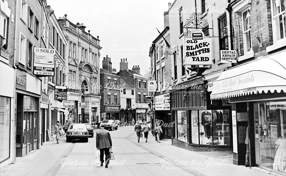 Sadler Gate, showing the Strand Arcade