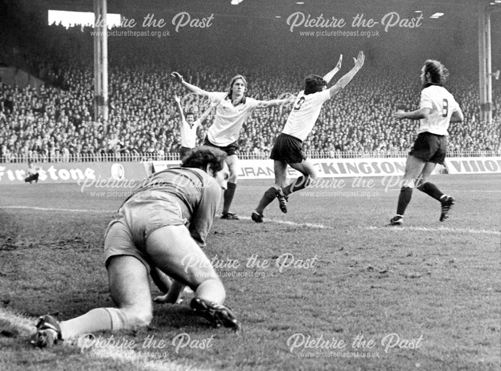 John Duncan celebrates His Winning Goal Against Man City, Manchester, 1978