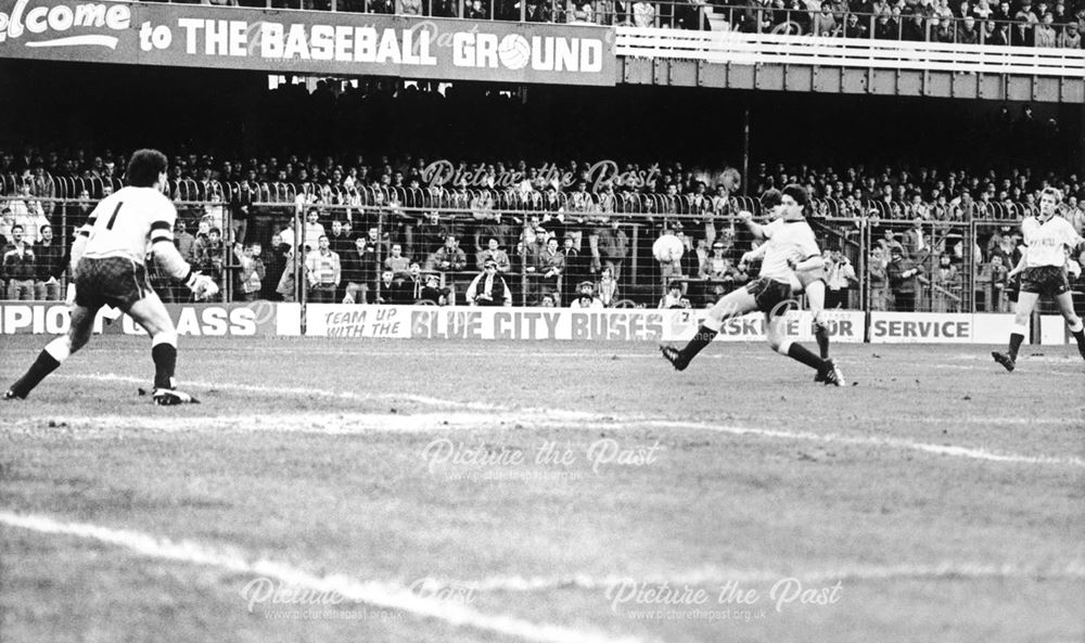 Derby County goalkeeper Peter Shilton