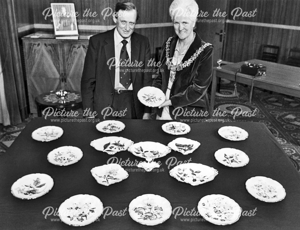 Royal Crown Derby wedding gift to Charles and Diana