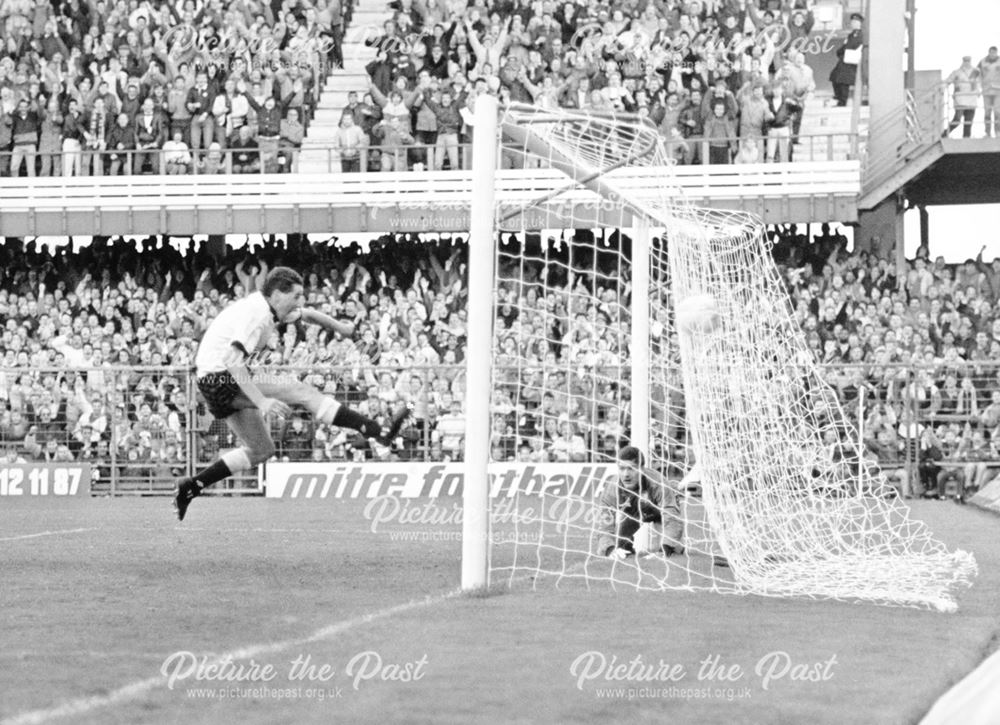 Derby County's Ted McMinn, Derby, 1988