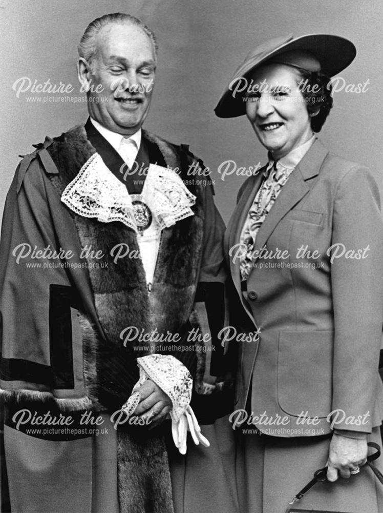 Mayor and Mayoress of Derby Norman and Mrs Glen