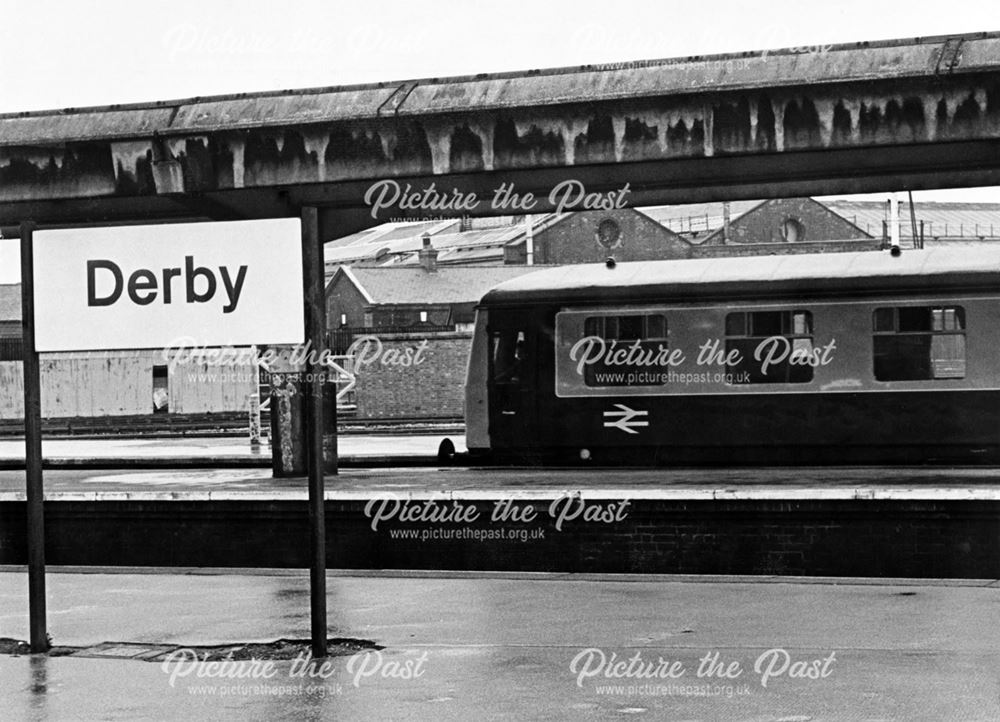 Derby Midland Station platform