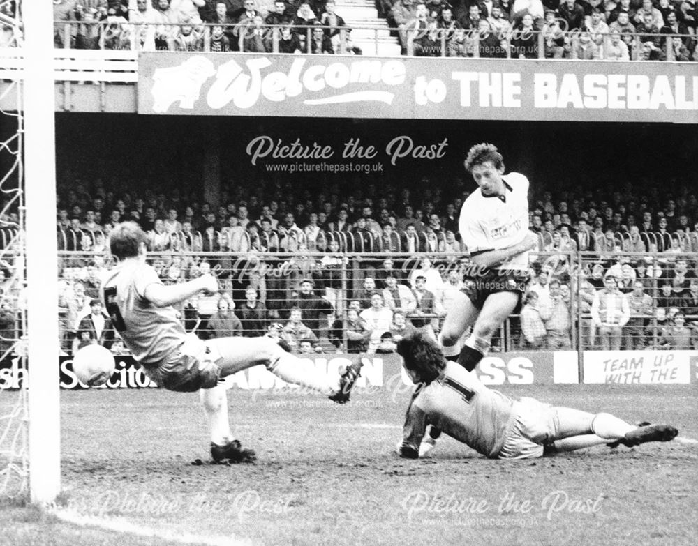 Derby County midfielder Gary Micklewhite scores