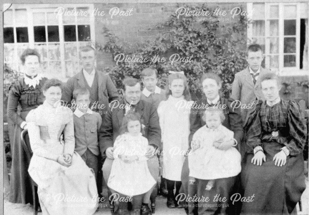 John Newton Dean (1853-1933) and family - blacksmiths who worked at Elvaston.