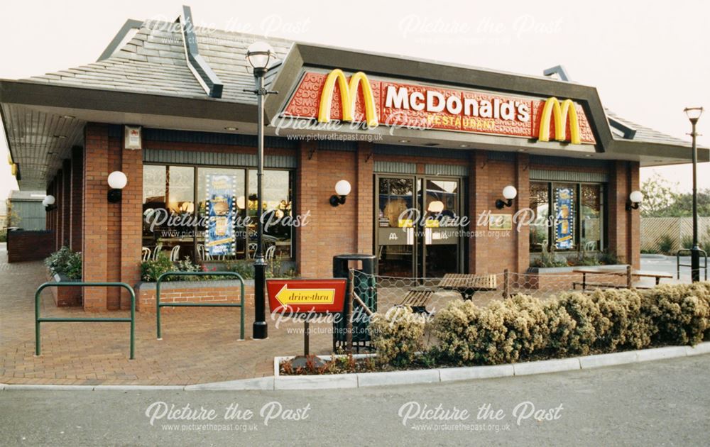 Macdonald's - Drive Thru' - Restaurant