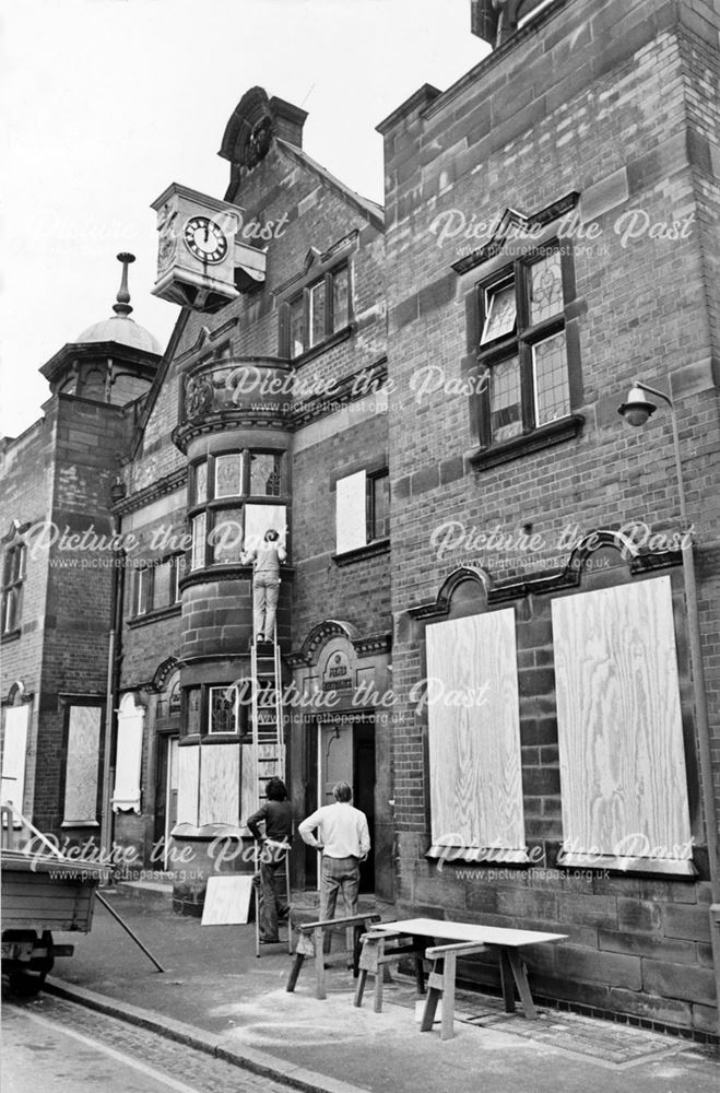 Reginald Street Swimming Baths