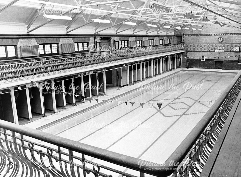 Reginald Street Swimming Baths