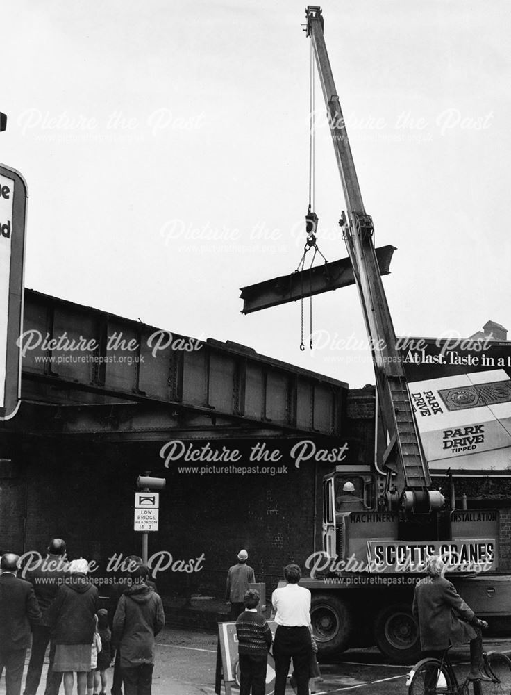 Demolition of Willow Row railway bridge