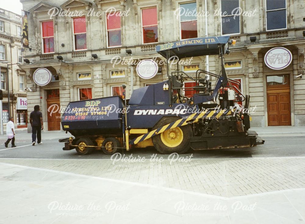 Resurfacing Victoria Street