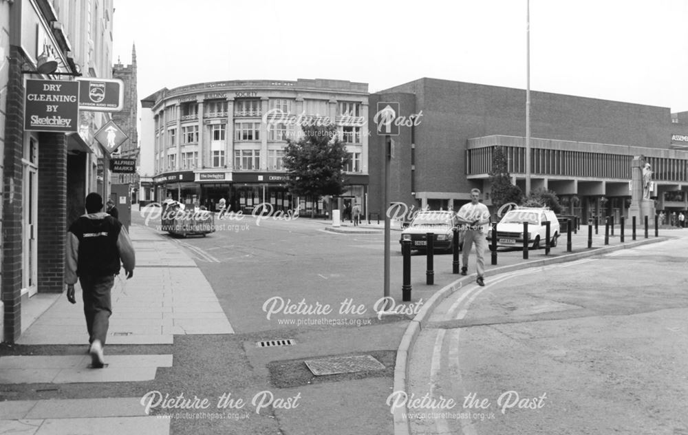 View of the Marketplace from the Cornmarket during pedestrianisation