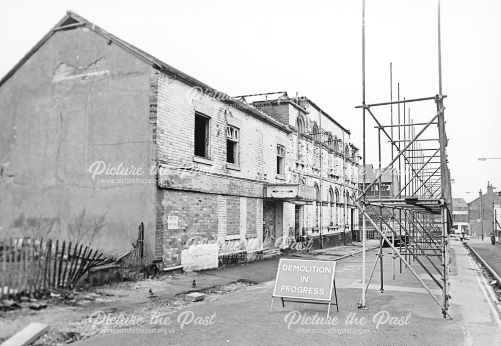 Demolition of The Playhouse Theatre, Sacheveral Street