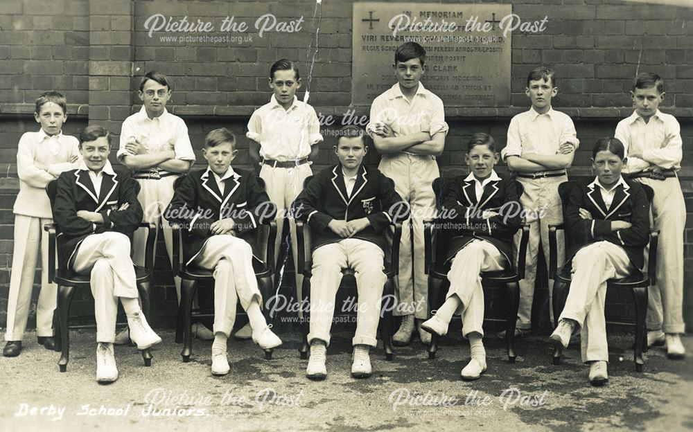 Derby School Juniors Cricket team