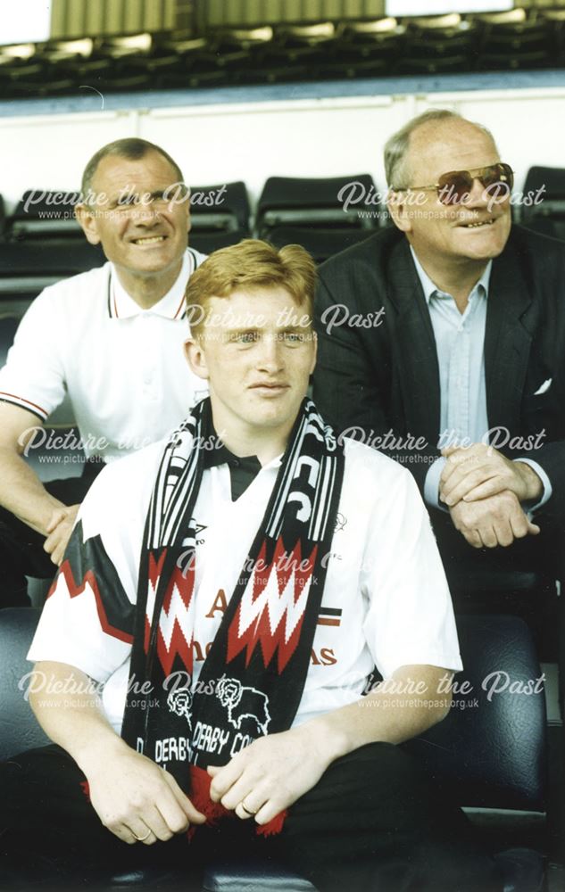 Mark Pembridge signs for Derby County F.C. 