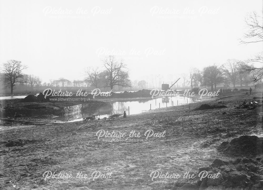 Lake maintenance work at Markeaton Park