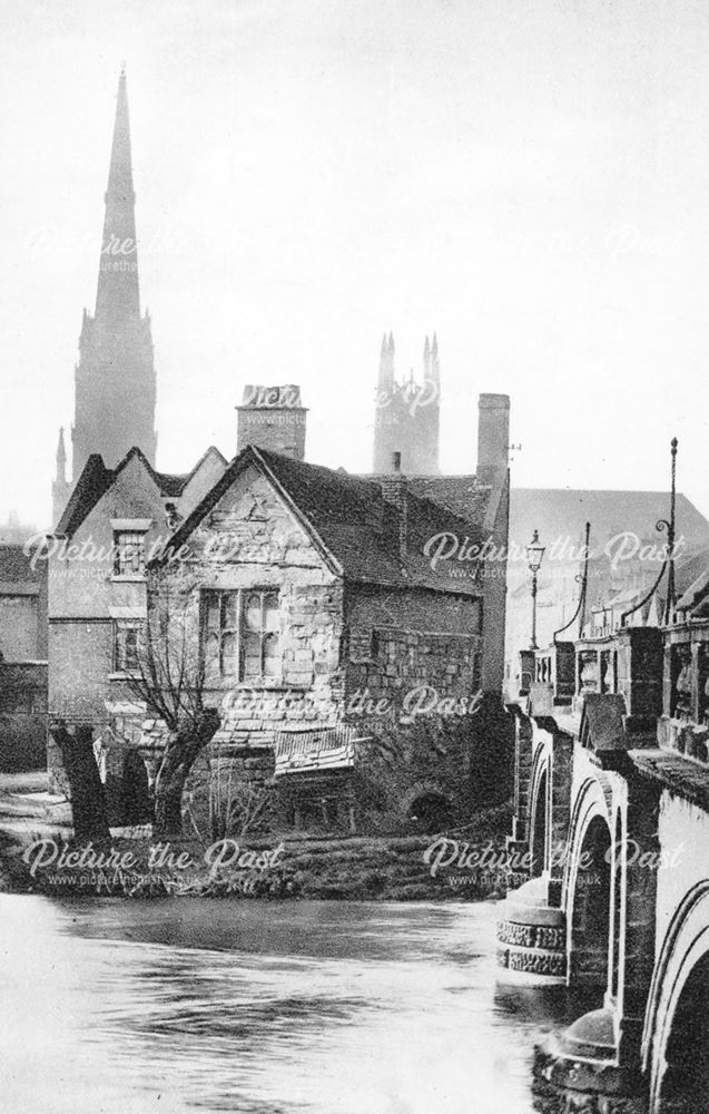 St Mary's chapel on the bridge