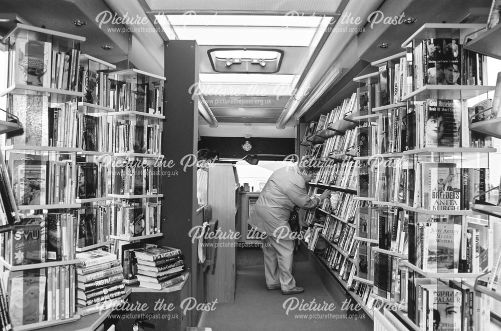 New City Mobile Library, interior