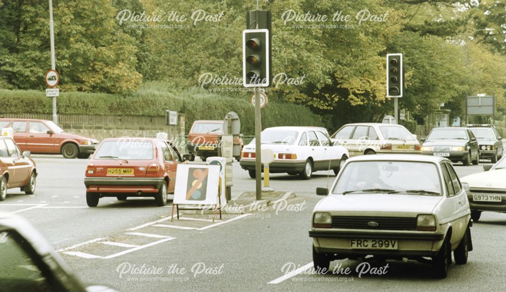 Traffic at the junction of Burton Road and Warwick Avenue