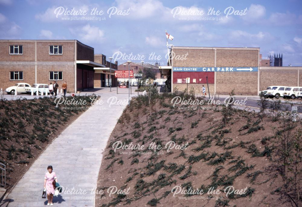 View of Main Centre showing the pathway towards the Traffic Street subway