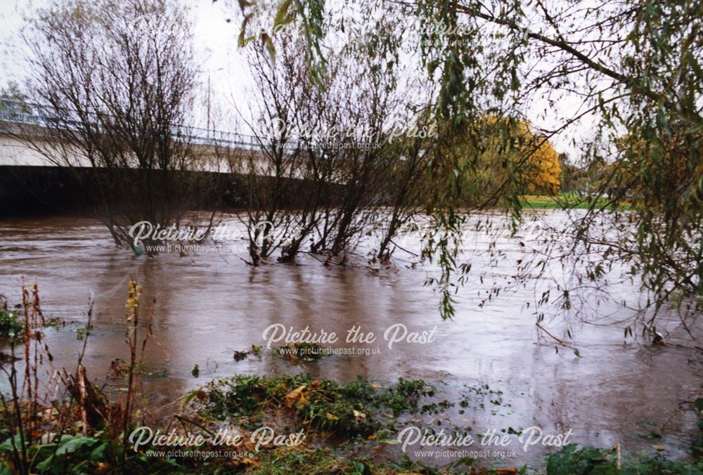 Derby floods - Causey bridge, 2000