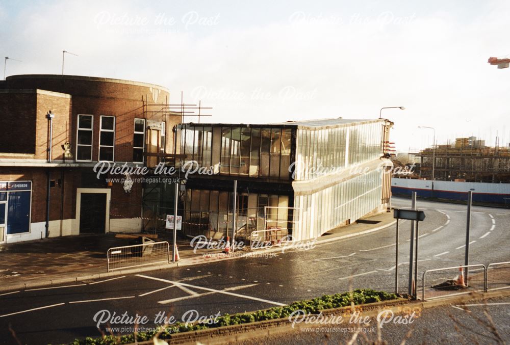 Empty premises at the bus station and remains of walkway, 1998