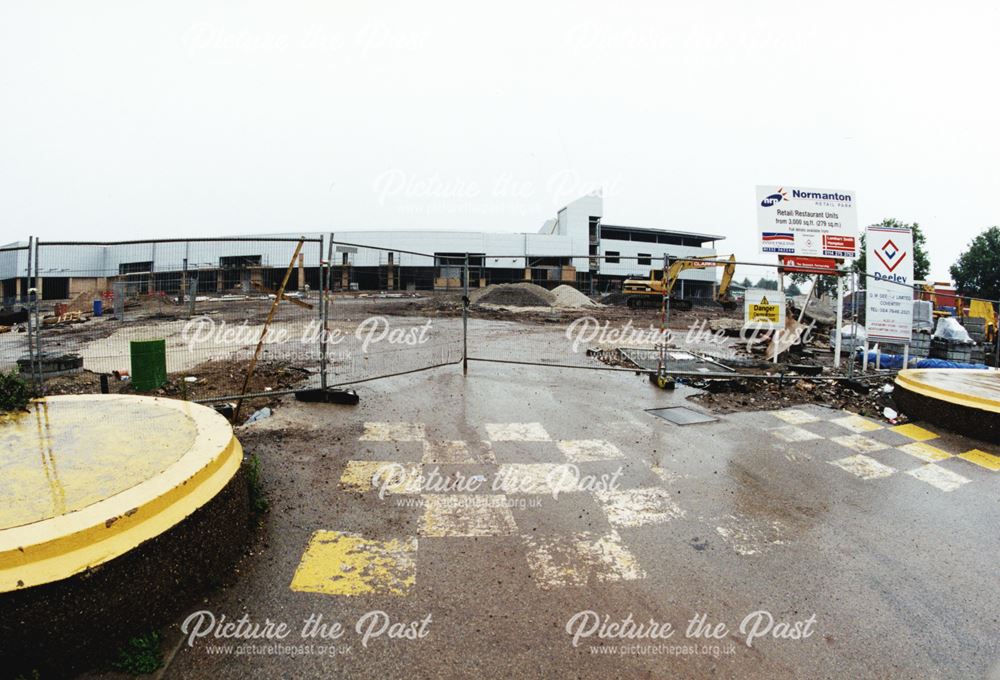 Construction of the Normanton Retail Park, 2000