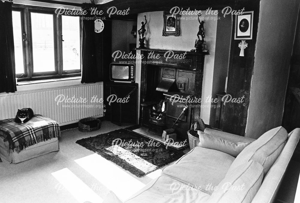 Interior view of the White Leys Cottage, Ticknall, c 1986