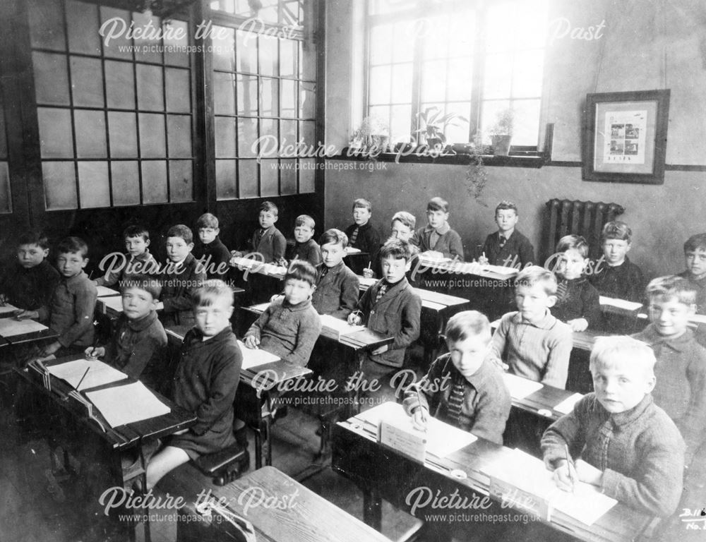 Brighton Road Boys School: Junior Class, Crewton, c 1925