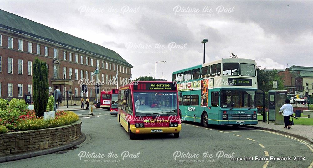 Trent Optare Solo 464 and Arriva Volvo 4665, Corporation Street, Derby