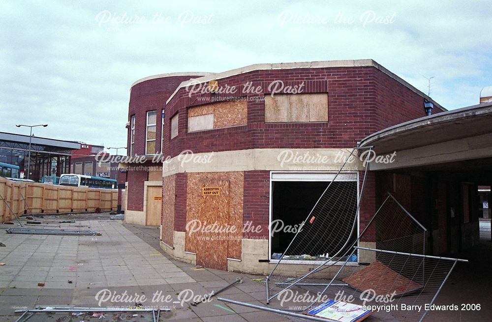 Morledge disused bus station shops and entrance 