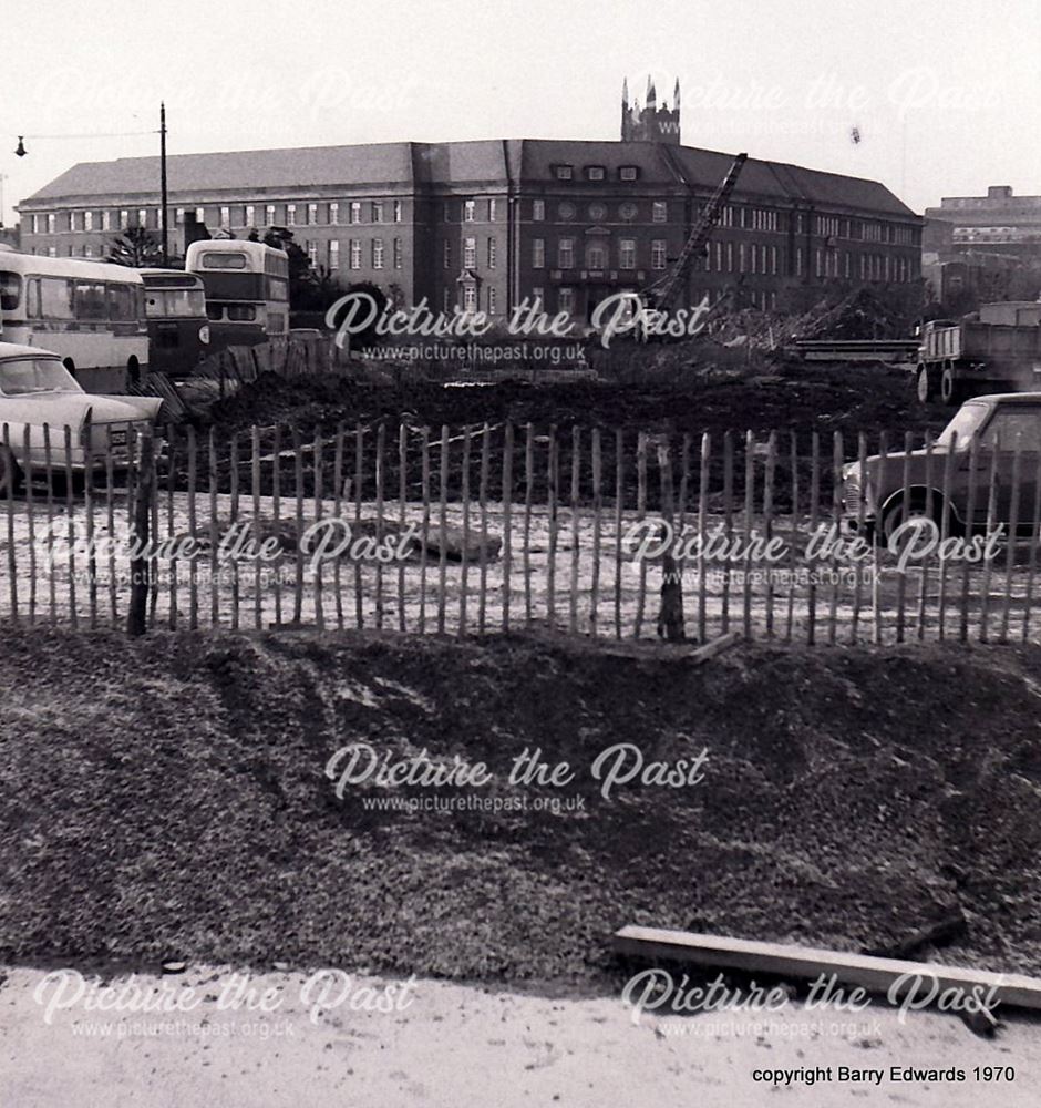 Construction works, Riverside Gardens December 