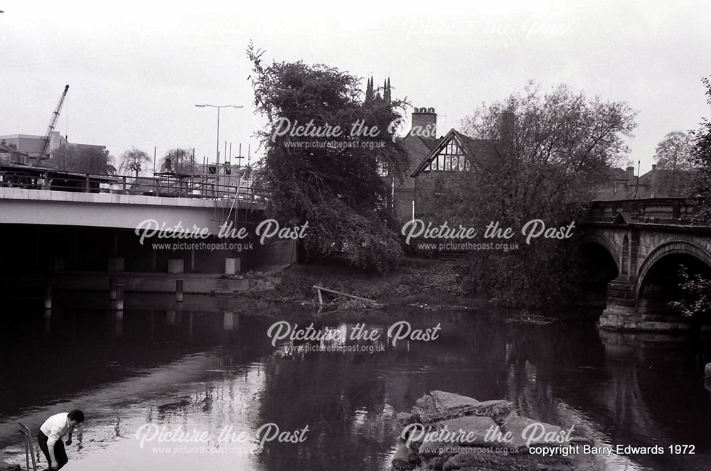 New and old river crossings St Mary's Chapel 