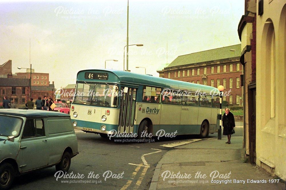 Albert Street Fleetline sd 255