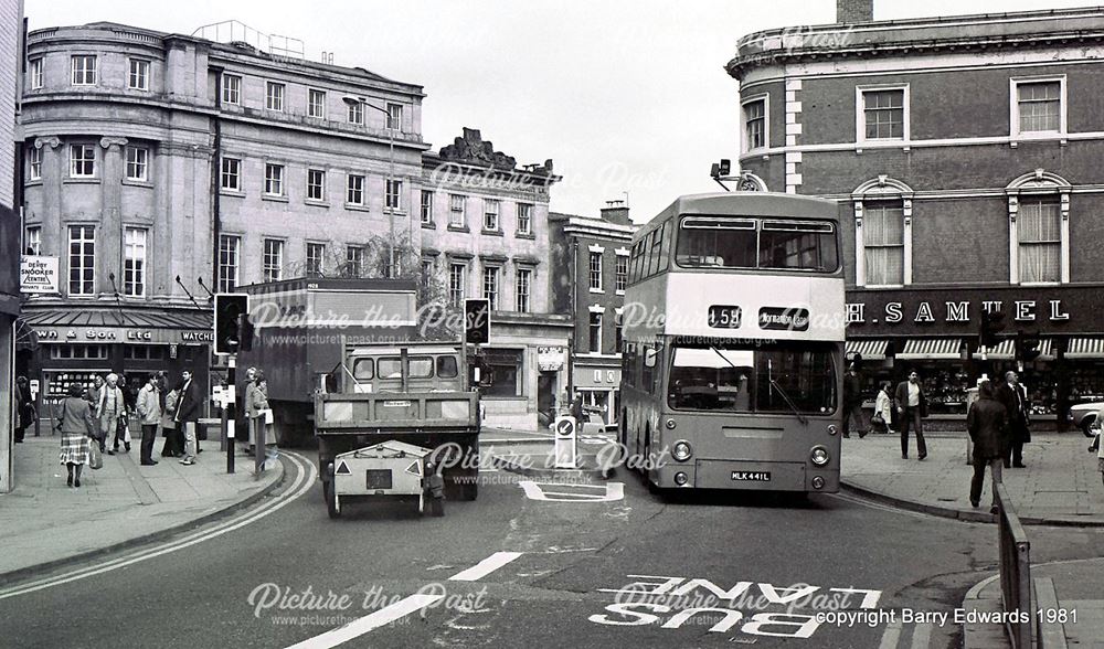 St Peter's Street ex London Transport  DMS 254