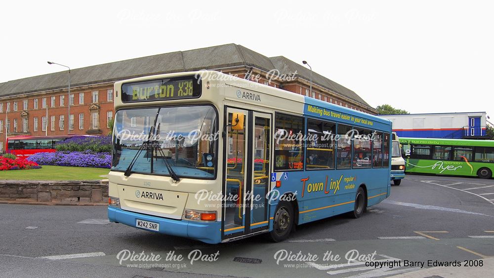 Arriva Dennis Dart 2242, Albert Street, Derby